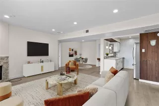 Photo #2: 21204510 Listing 