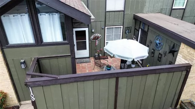 MLS: 21204593 Condo For Sale