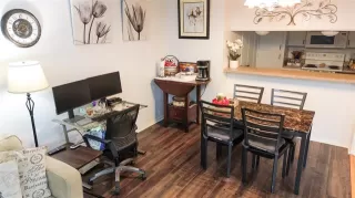 Photo #4: 21204593 Listing 