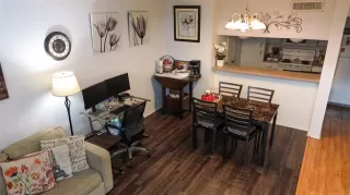 Photo #5: 21204593 Listing 