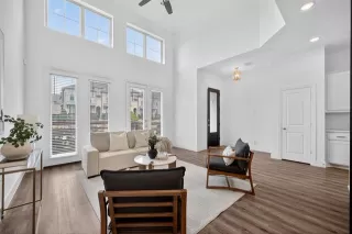 Photo #6: 21204851 Listing 