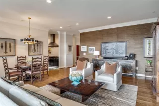 Photo #5: 21205288 Listing 