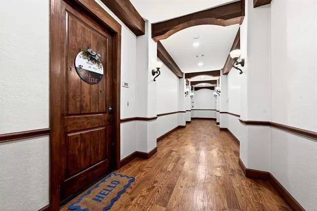 MLS: 21205302 Condo For Sale