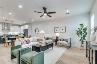 Photo #3: 21205517 Listing 