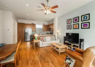 Photo #4: 21205802 Listing 