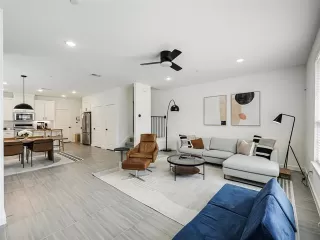 Photo #3: 21206056 Listing 