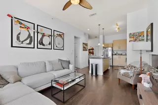 Photo #3: 21206126 Listing 