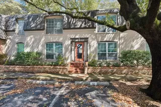 More Details about MLS # 21206243 : 5226 FLEETWOOD OAKS AVENUE #214