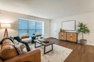 Photo #4: 21206535 Listing 