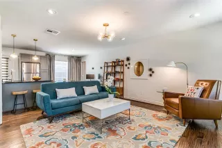 Photo #5: 21206553 Listing 