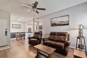 Photo #3: 21206743 Listing 