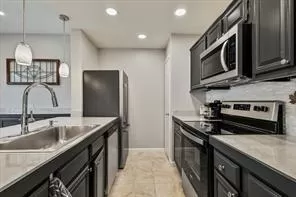 Photo #6: 21206743 Listing 