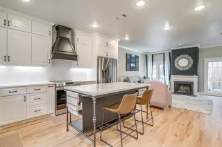 Photo #6: 21206809 Listing 