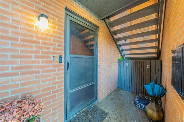 MLS: 21207223 Condo For Sale