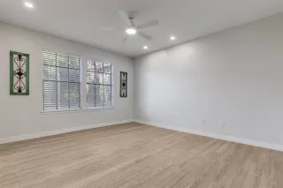 Photo #3: 21207886 Listing 