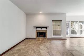 Photo #3: 21208093 Listing