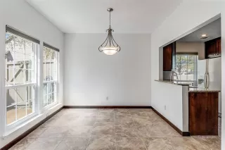 Photo #6: 21208093 Listing