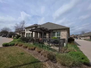 Photo #2: 21208265 Listing