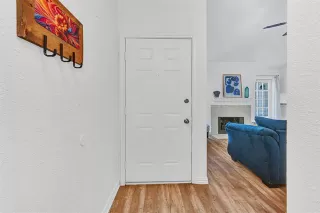 Photo #4: 21208270 Listing 