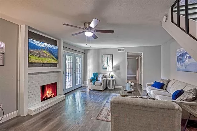 MLS: 21208333 Condo For Sale