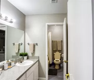 Photo #4: 21208333 Listing 