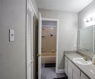 Photo #5: 21208333 Listing 