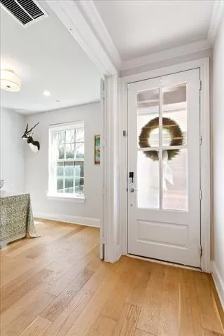 Photo #3: 21208855 Listing 