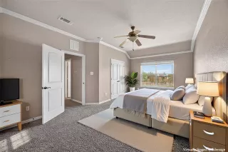 Photo #6: 21208906 Listing