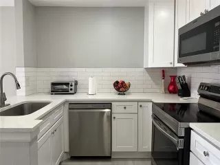 Photo #6: 21208947 Listing 