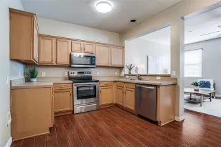 Photo #3: 21209505 Listing 