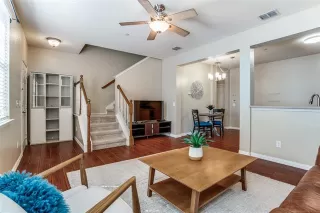 Photo #4: 21209505 Listing 