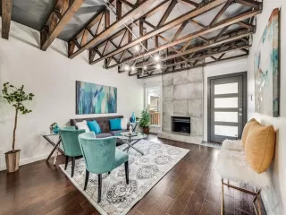 Photo #2: 21209778 Listing 