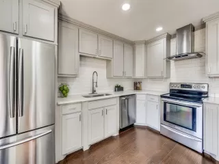 Photo #4: 21209778 Listing 