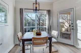 Photo #5: 21209858 Listing 