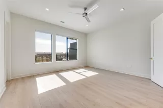 Photo #5: 21210240 Listing 