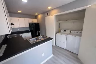 Photo #6: 21210320 Listing