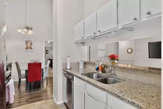 Photo #3: 21210710 Listing