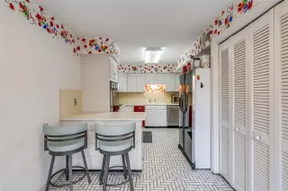 Photo #5: 21210906 Listing 