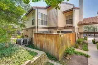 Photo #5: 21211175 Listing 