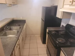 Photo #3: 21211212 Listing 