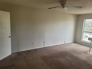 Photo #5: 21211212 Listing 