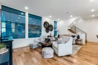 Photo #4: 21211306 Listing 