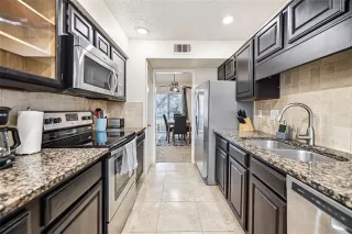 Photo #6: 21211992 Listing 