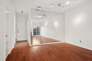 Photo #2: 21212268 Listing 