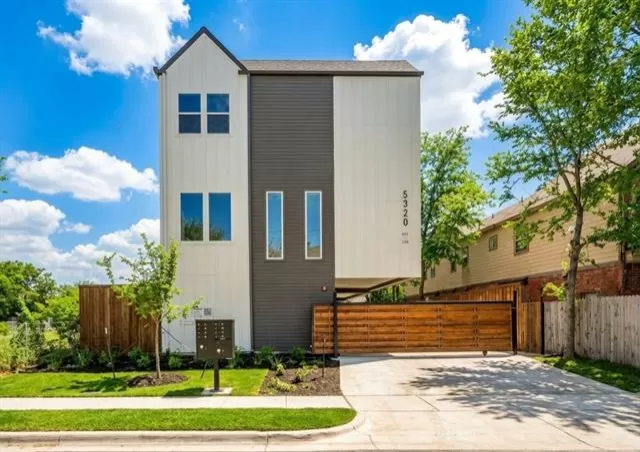 MLS: 21213044 Condo For Sale