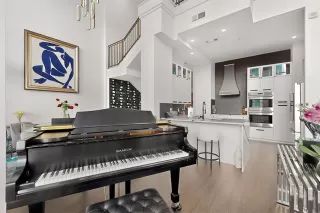 More Details about MLS # 21213167 : 2323 N HOUSTON STREET #704