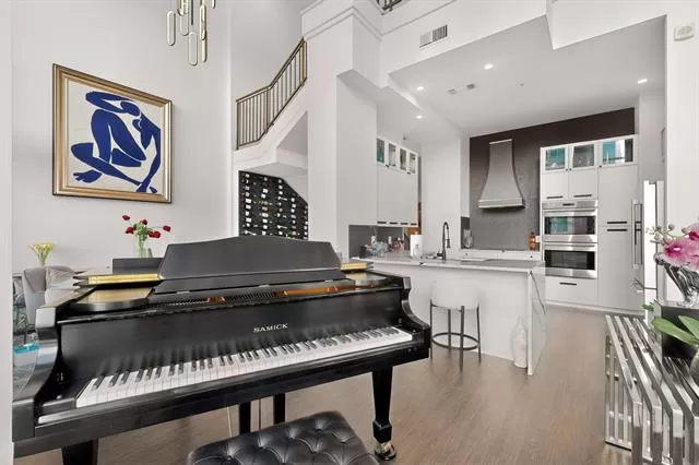 MLS: 21213167 Condo For Sale