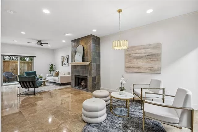 MLS: 21213303 Condo For Sale