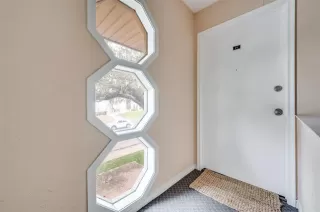 Photo #4: 21213814 Listing 