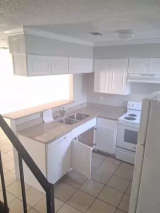 Photo #3: 21213835 Listing 